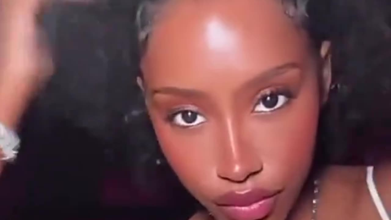 she 9