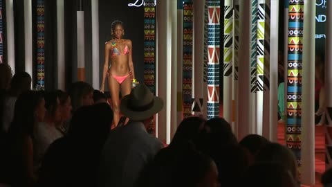 Dolores Cortés _ Spring_Summer 2025 _ MBFW Madrid