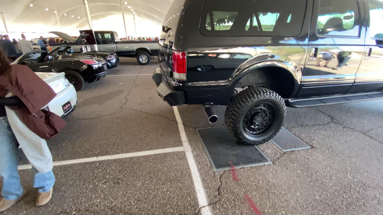 (661) 2004 Ford Excursion Limited 4WD 6.0L Powerstroke Diesel (VT365) at Barrett-Jackson showroom