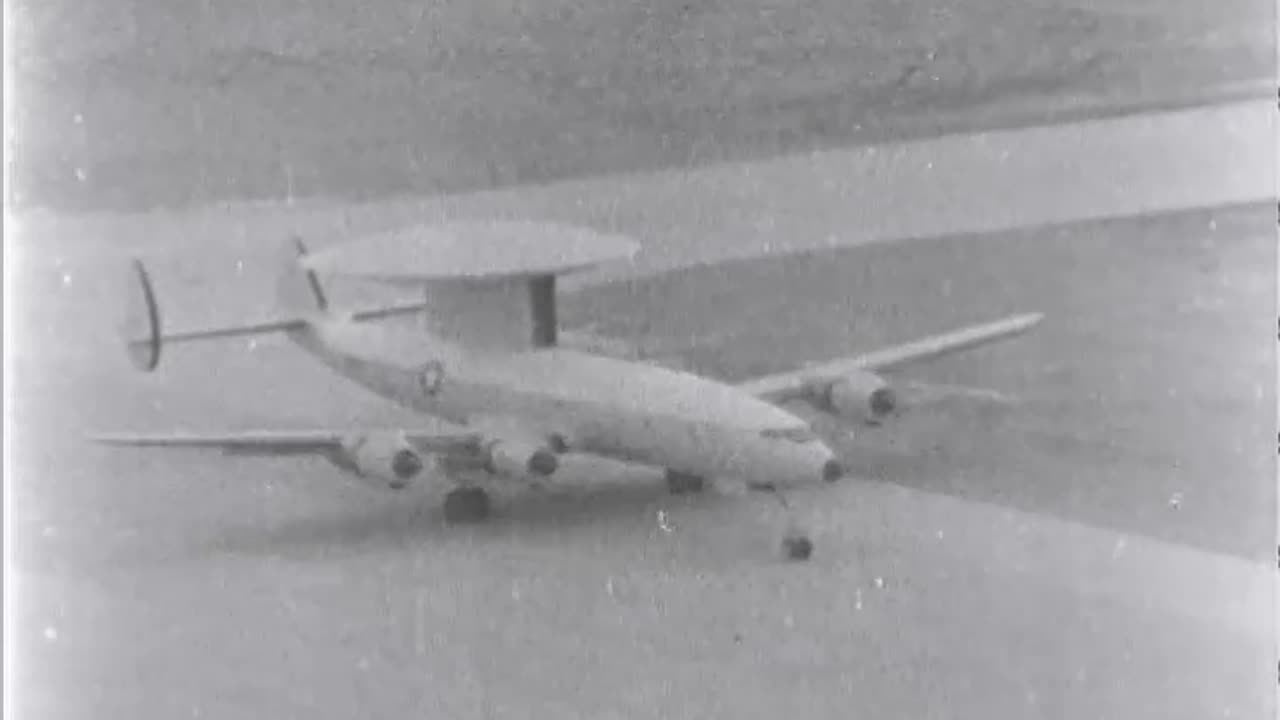 WV-2E RADAR PLANE Nava... - WV-2E RADAR PLANE Naval Air Station, Sbuth Weymouth, Mass - 428-npc-1583