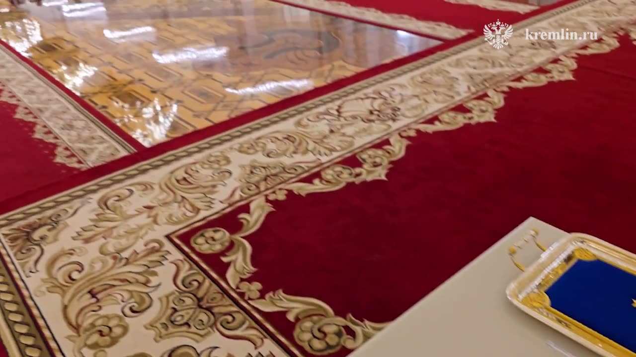 9 декабря в России отмечается День Героев Отечества