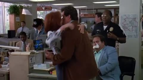 "Stop! Or My Mom Will Shoot" Starring Sylvester Stallone and Estelle Getty