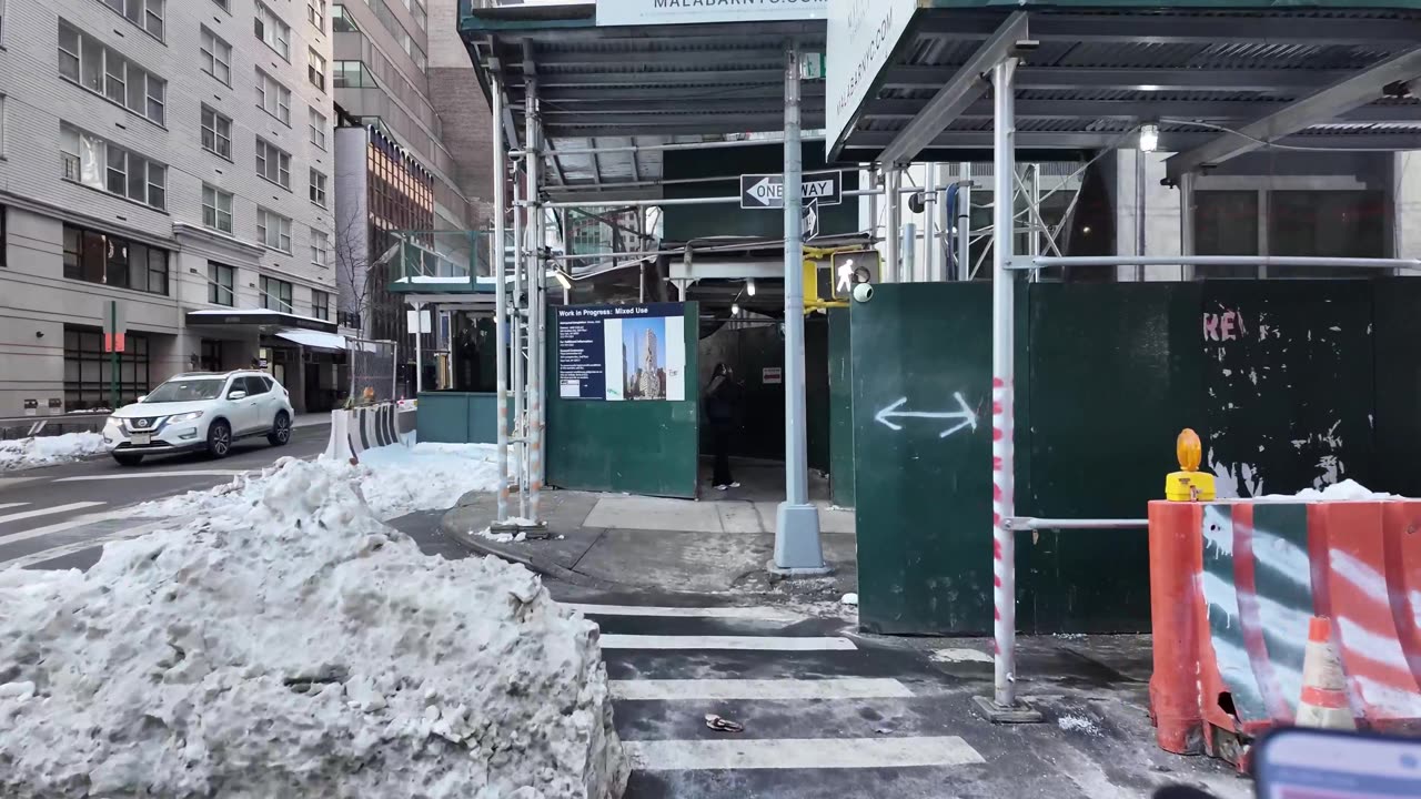 🗽 NYC Live 🔴 Walk (Chat on YouTube)