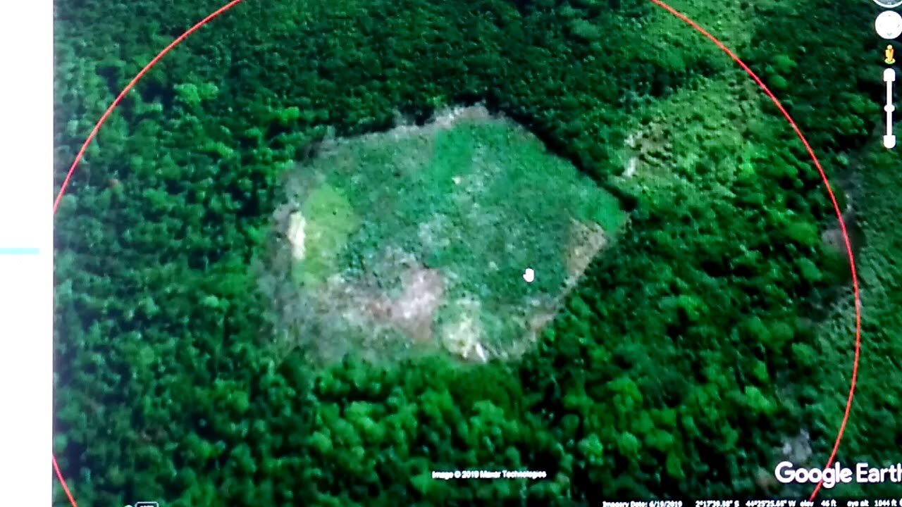 [Aug 24, 2019] UNBELIEVABLY STUNNING FIND IN BRAZILIAN RAIN FOREST(!)DUPLICATE PENTAGON COURTYARD?! [Florida Maquis]