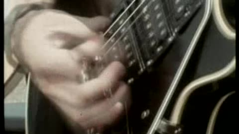 Golden Earring - She Flies On Strange Wings = 1971