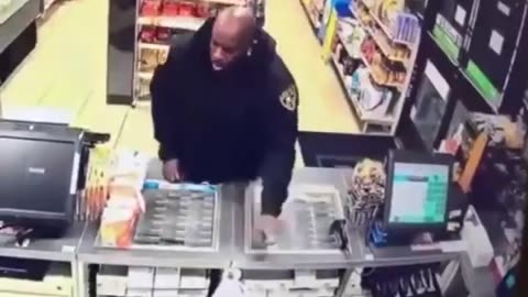 Niggers attempt to rob convenience store. Security stops them.