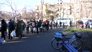 Ukrainians queue for water after Odesa attack causes blackouts