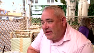 Israelis in Jerusalem celebrate Trump's Gaza deal