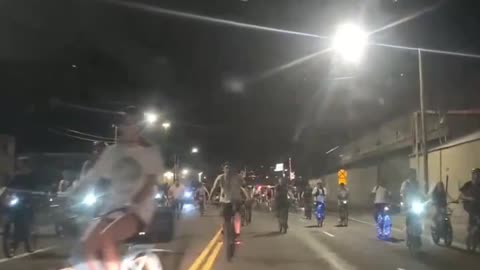 Driver gets impatient after waiting for hundreds of bikes