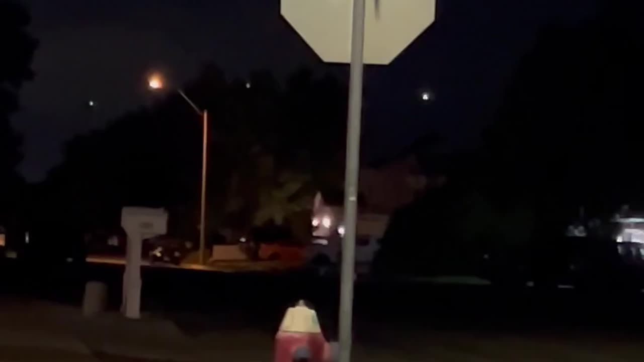 👽😱 What Did This Person See Tonight? | TheTruthAbove