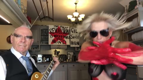 20220612 Toyah and Robert's Sunday Lunch - Killing in the name..... [69pJws8CeeI]