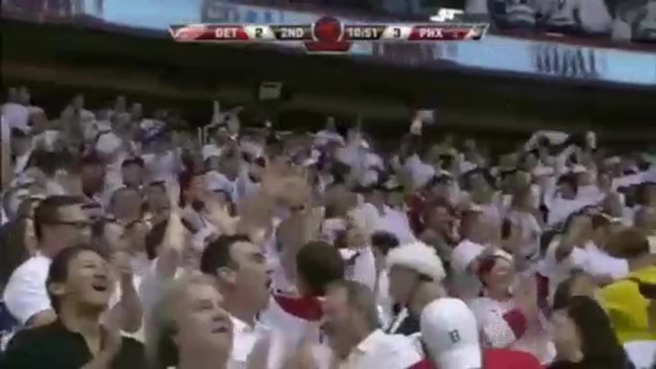 Coyotes vs Red Wings 2010 WCQF Game 2