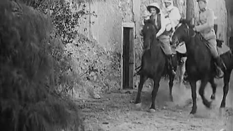 The Three Musketeers (1933) S01E12 The Glory of Comrades