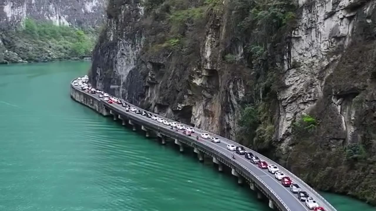 Water Highway on One of the great canyons 😍😮