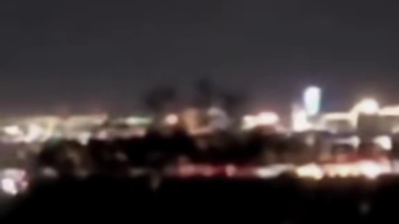 👁️🤔 UFO or Drone? The Mystery Deepens in This Shocking Sighting! | TheTruthAbove