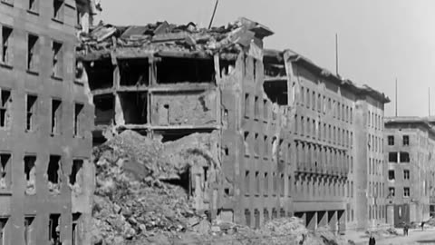 WORKMEN IN BERLIN, ... - WORKMEN IN BERLIN, GERMANY ; LEIPZEIGER STRASSE (LEIPZIG STR - 111-adc-4990