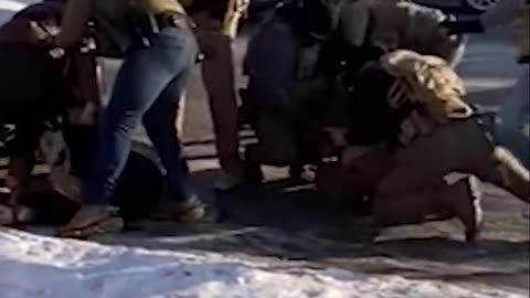 3 Angles Of Video - 1 Chaotic Chain Of Events That Led To Murder By ICE