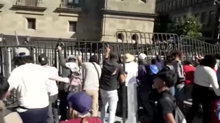 Thousands in Mexico City protest against poor security, corruption