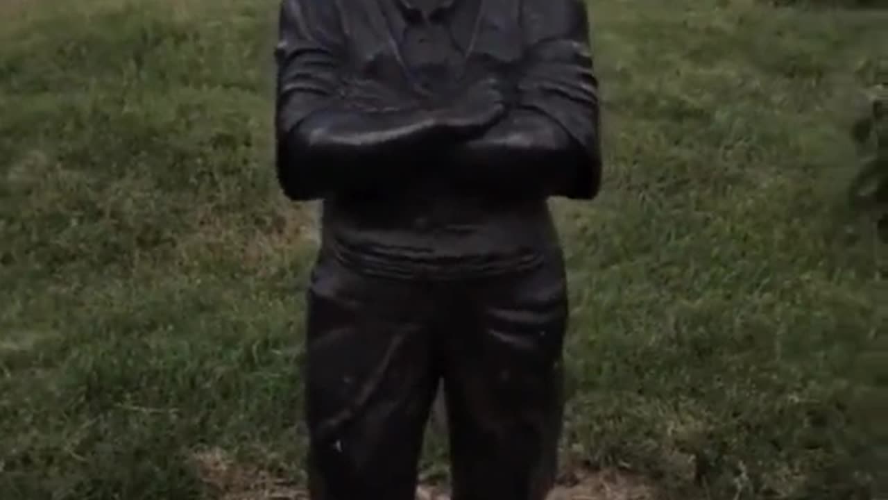 😱👂 Strange Sound From Statue! Haunted or Just Noise? | TheHauntingHour