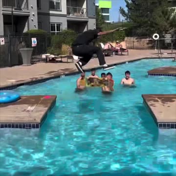 #3🍗THURS Devin Bagnoli