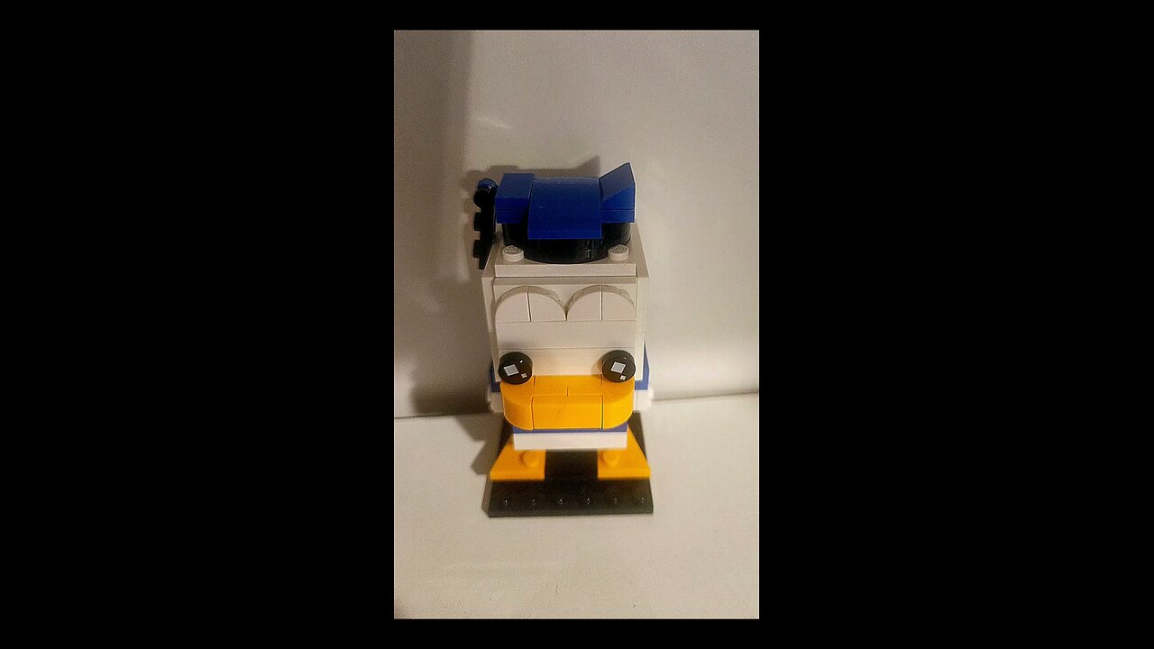LEGO OF THE DAY! LEGO DONALD DUCK