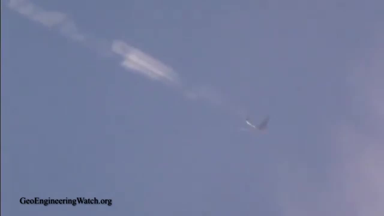 On And Off Spraying Of Geoengineering Jet Is Beyond Dispute