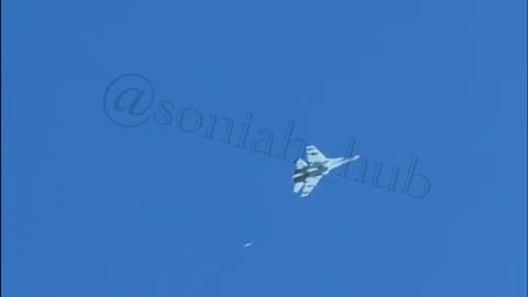 Ukrainian Su27 Dropping JDAMs Over Belgorod