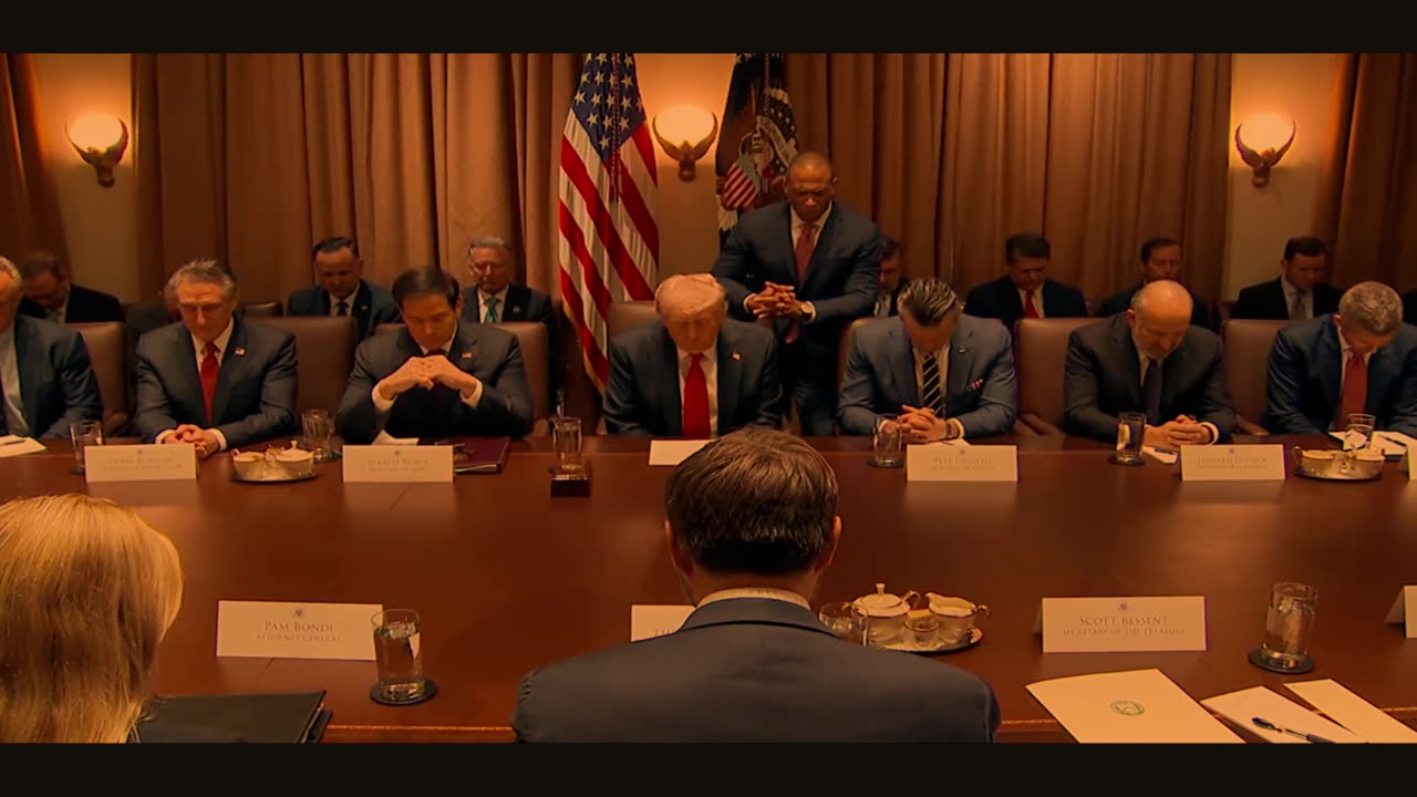 TRUMP CABINET-MEETING PRAYER