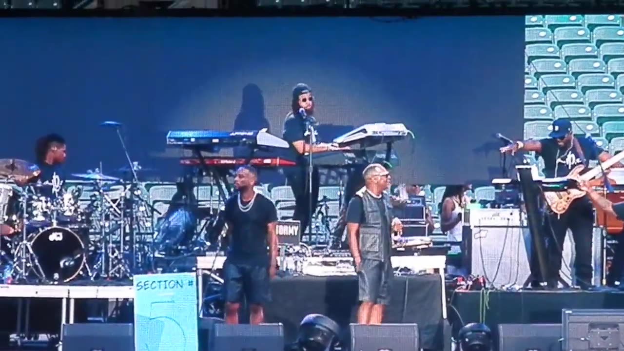 'Bad Boys' 112 - "Cupid" (LIVE) 'CMF 2025'