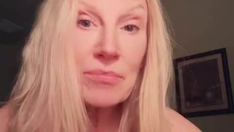 Apothicari - The_World_War_Savior_Agenda [Mandela Effect SPLIT but no date mention]