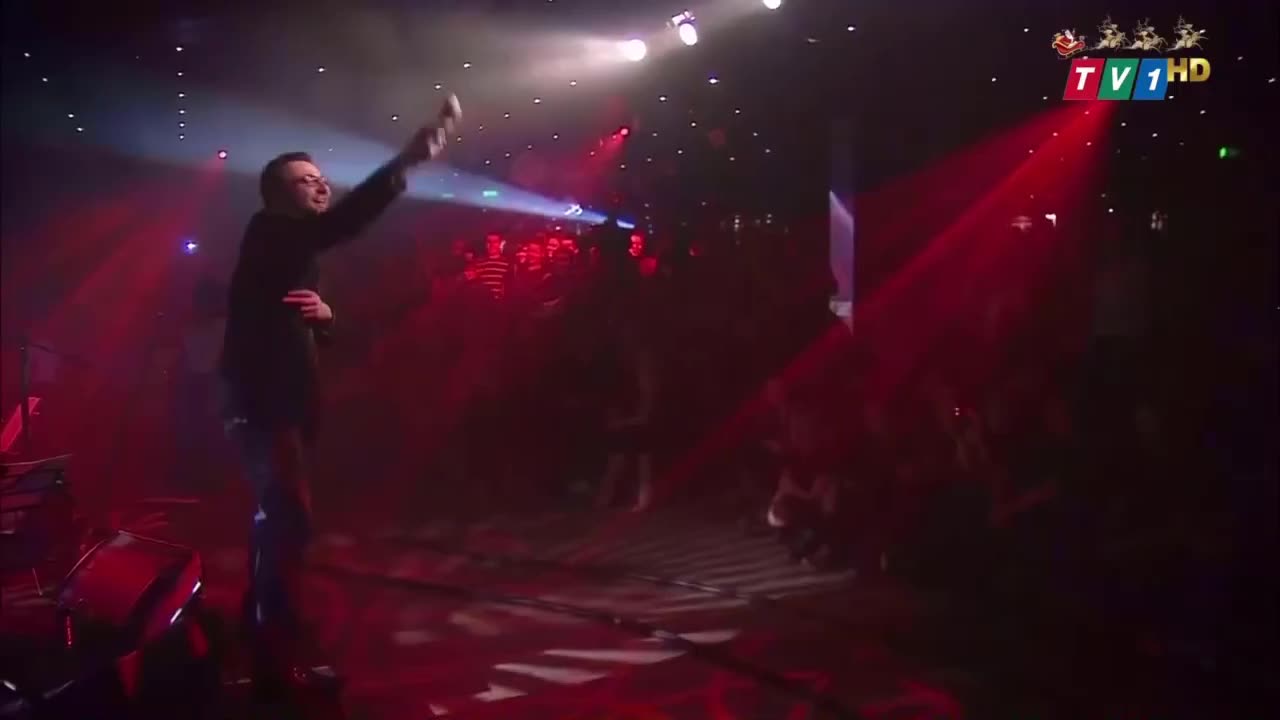 P. I. F. - Приказка (live Sofia Live Club) 08.02.2010