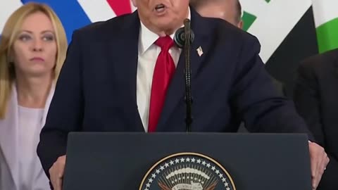 Trump: "No queremos financiar nada que tenga que ver con derramamiento de sangre"