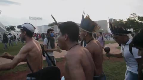 Brasília -Video do ato contra a PEC55 – DF – (2016)