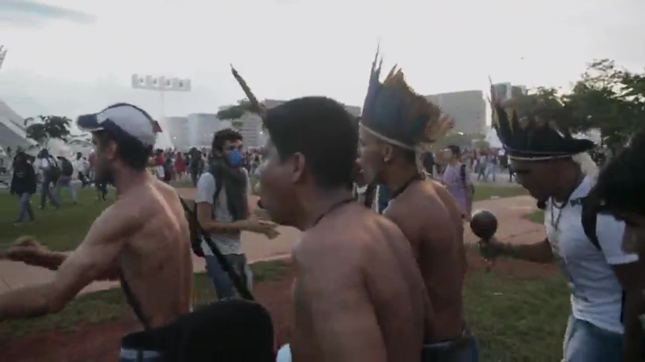 Brasília -Video do ato contra a PEC55 – DF – (2016)