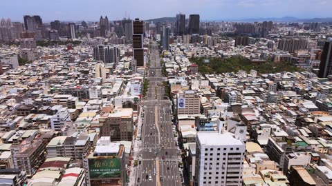 Kaohsiung Station 高雄車站 🇹🇼 (2025-04) {aerial}