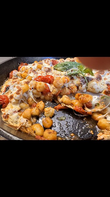 Crispy Gnocchi with Brown Butter Burst Tomatoes & Melty Mozzarella - Quick & Easy Recipe!
