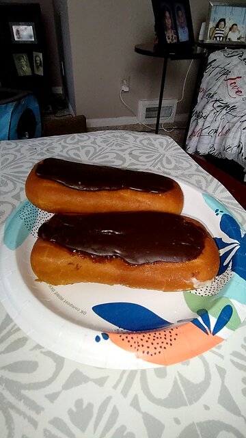 Eating Pastry From Bartz Bakery, Dbn, MI, 12/5/25