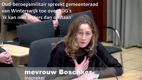 Oud-beroepsmilitair spreekt gemeenteraad van Winterswijk toe over SDG's.