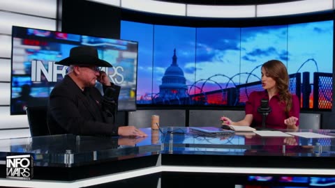 Stewart Rhodes is Reviving the Oath Keepers