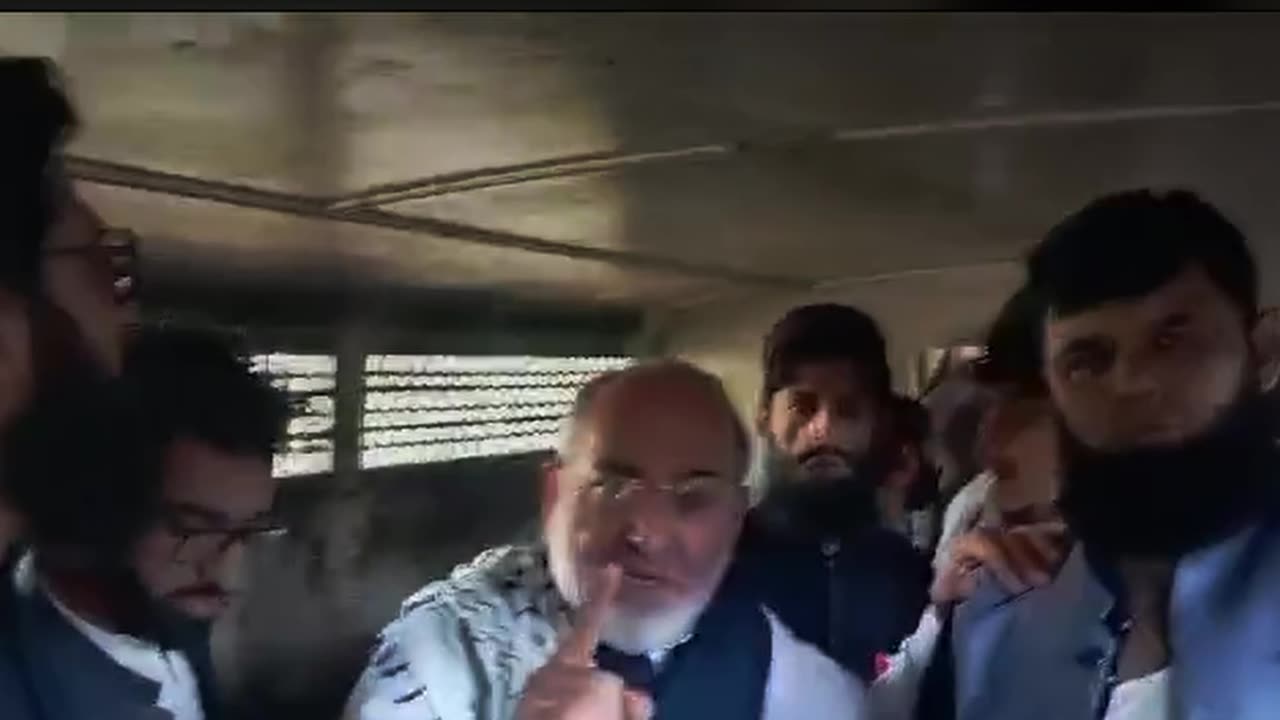 Ae Jaan-e-Pidar! Nahin Hai Mumkin - Shaheen Se Tadaro Ki Ghulami - Allama Iqbal