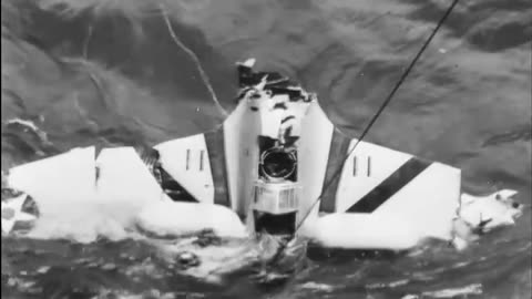 LANDING CRASHES OF USS ENTERPRISE CV 6 - LANDING CRASHES OF USS ENTERPRISE CV 6 - 428-npc-16825