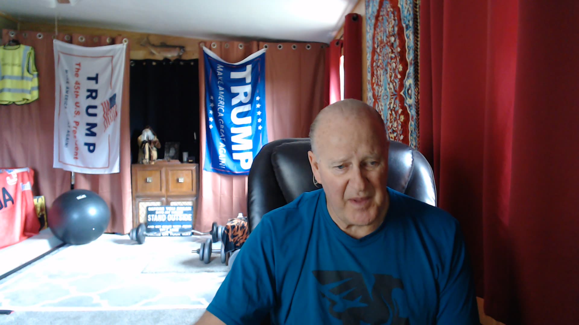 Bystanders save teen girl from attempted kidnapping at Clearwater gas station/Trump Received Covid Booster & Flu Jab During Health Check Up