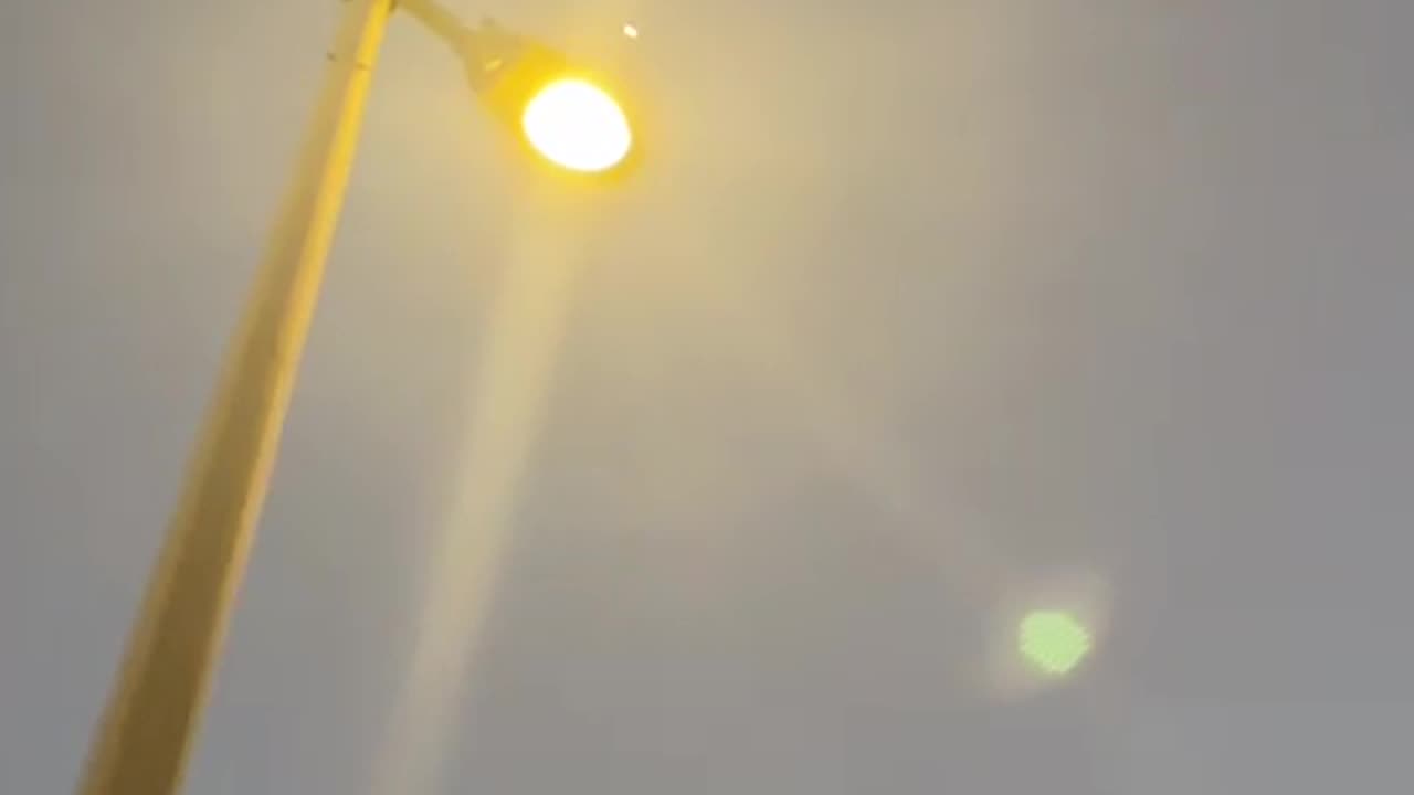 🚨⚡️ عـاجـل: طائرة مسيّرة تتسلل إلى إيلات والإنذارات تدوي في المدينة!