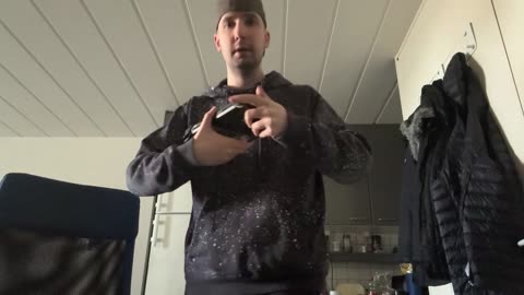 Timelapse of me playing on my Rog Ally X until it runs out of battery (2 hours)