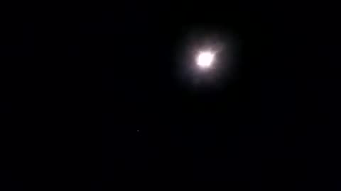 👽👁️ Potential UFO Sighting from a Decade Ago! What Do You Think? | TheTruthAbove