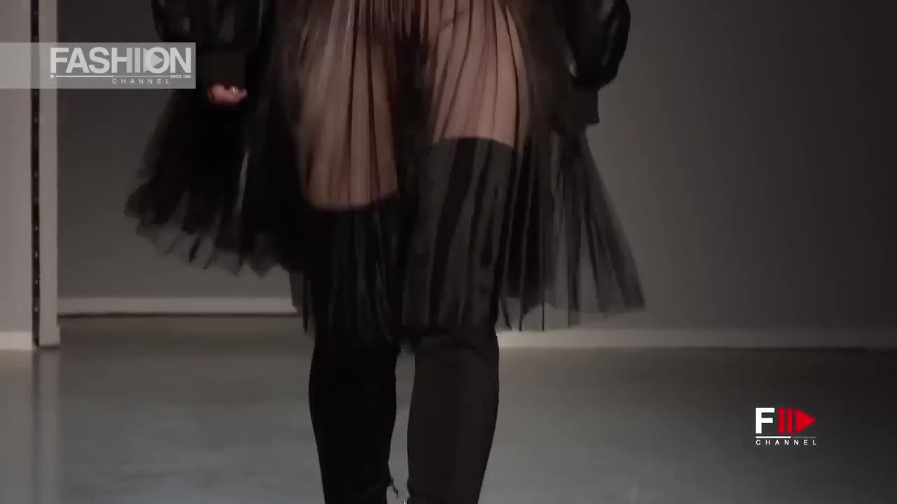 Booted Models On The Runway 1x1