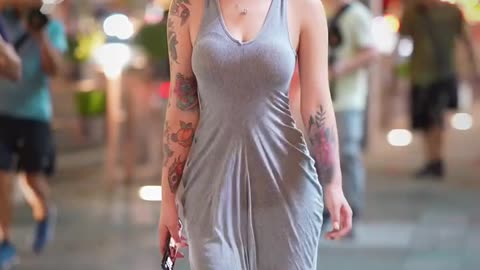 #Beautiful girl #Street shot #perfectoutfit #fashionstyle #perfectbeauty #fashiontrends