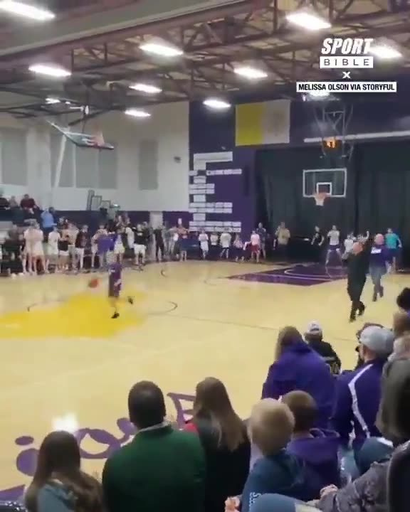 This kid had to make 4 shots in 25 seconds to win $10k.
