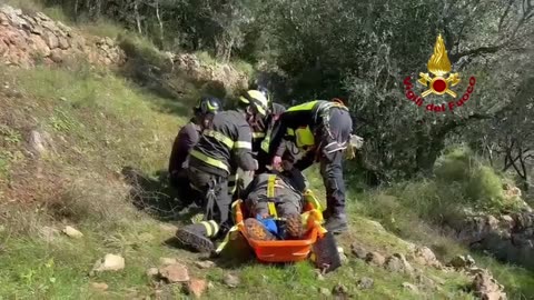 SAN GIULIANO TERME (PI) - SOCCORSO CON ELICOTTERO ESCURSIONISTA INFORTUNATO (15.02.25)