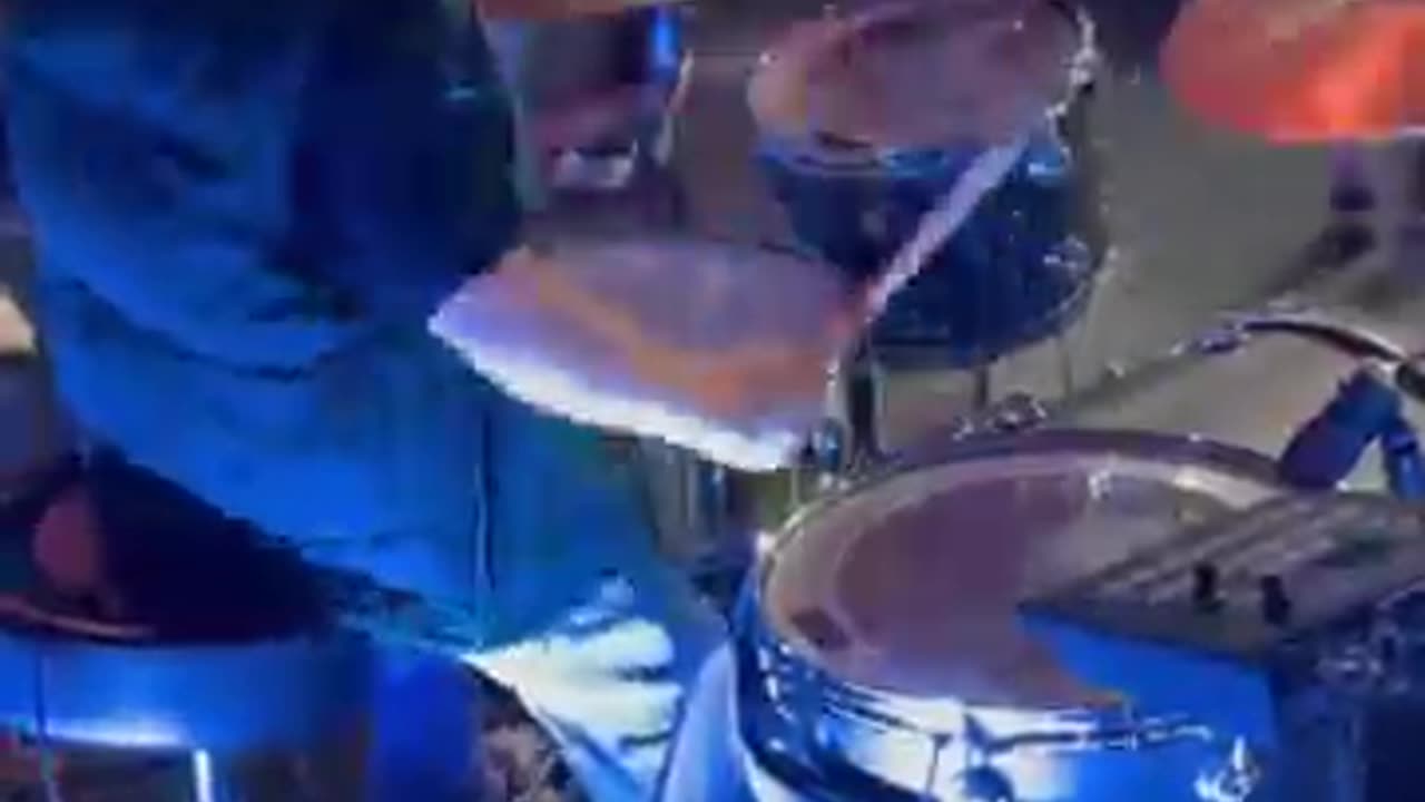 10yr old drummer plays “Praise” by Elevation Worship. #johnmilesbrockman #playwithpassion